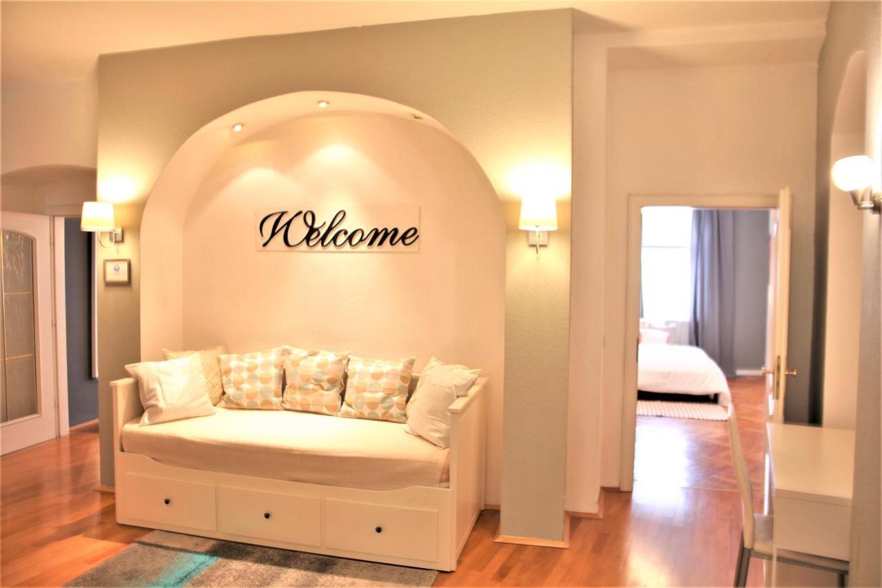 Spacious Apartment In The Heart Of Ίνσμπρουκ Εξωτερικό φωτογραφία