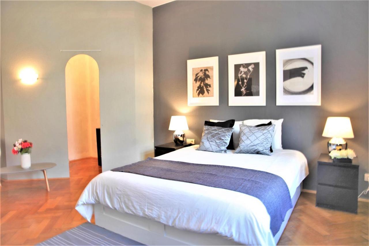 Spacious Apartment In The Heart Of Ίνσμπρουκ Εξωτερικό φωτογραφία